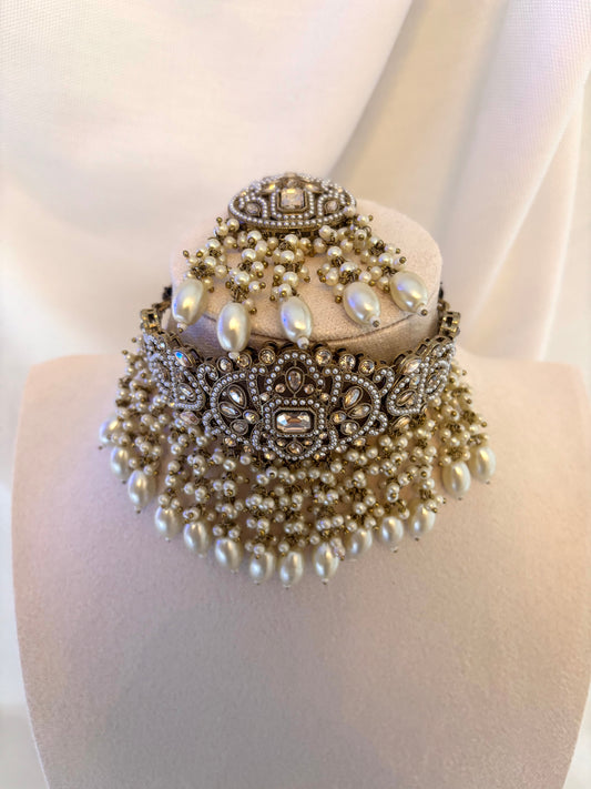 White and Gold Choker Set | Pearl Collection