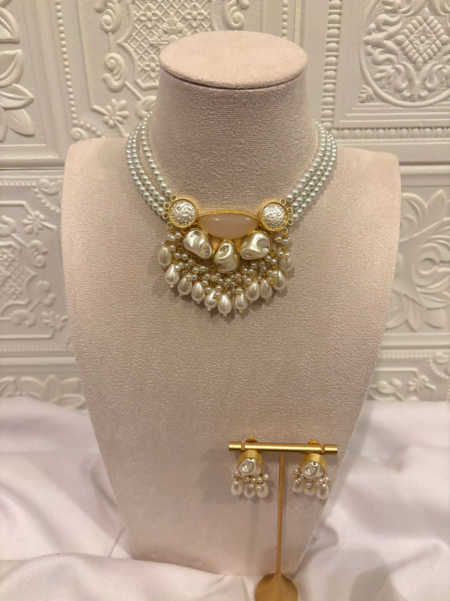Light Pink Mother Of Pearl Choker Set | Mother Of Pearl Collection