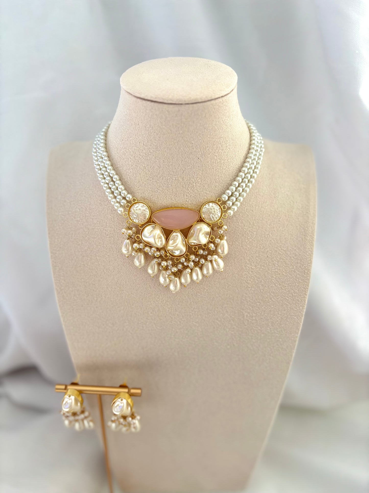 Light Pink Mother Of Pearl Choker Set | Mother Of Pearl Collection